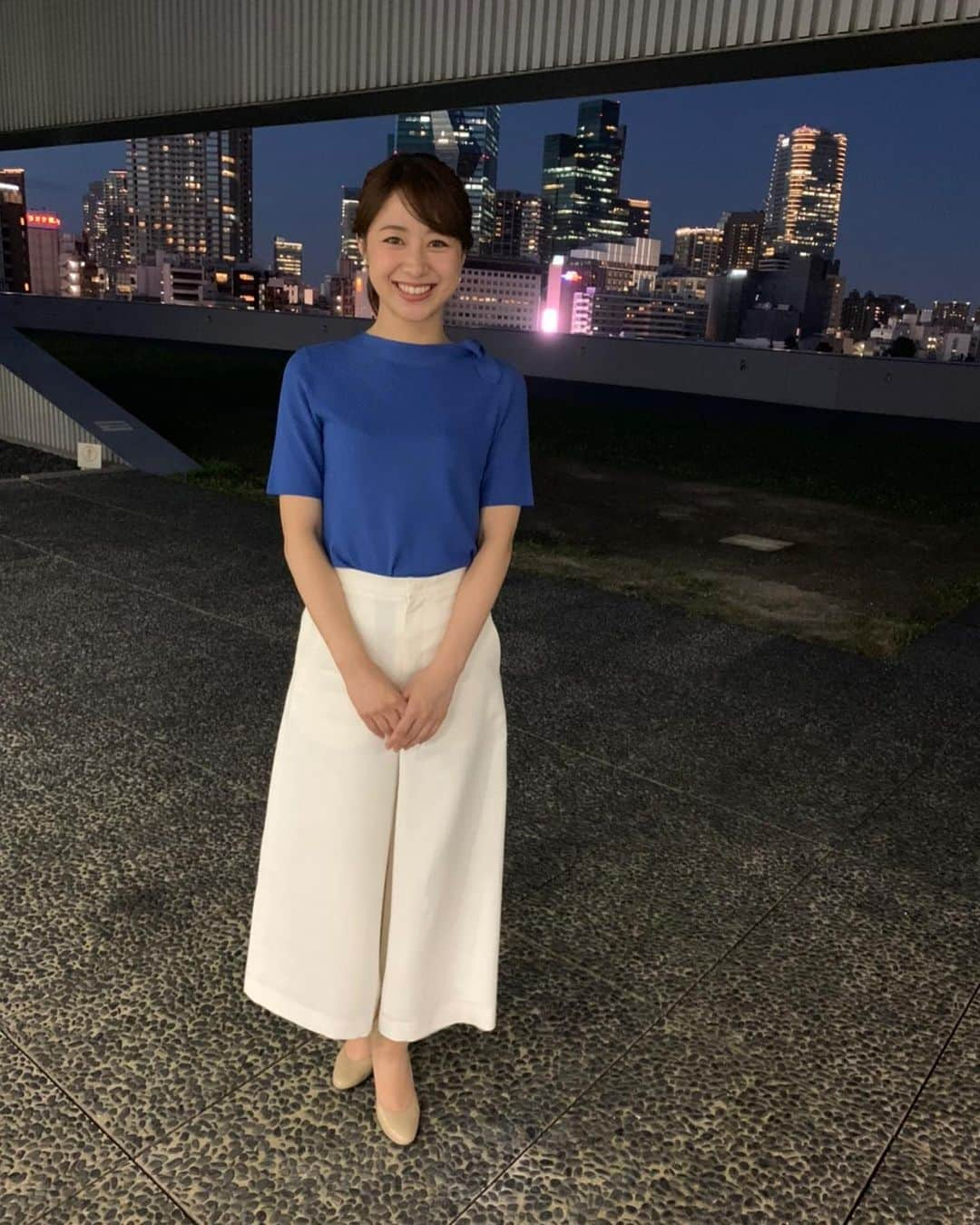 林美沙希さんのインスタグラム写真 - (林美沙希Instagram)「暑い１日でしたね。 そんな今日はポニーテールに☺️ 寝る時も気をつけましょう👏  #jチャンネル#林美沙希#衣装#amaca #暑さに弱い」8月11日 21時06分 - misaki0hayashi