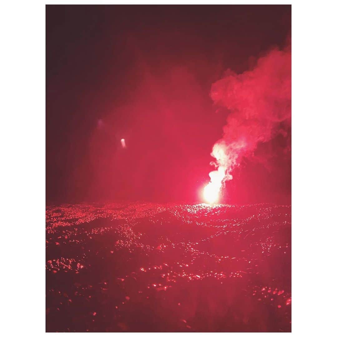 大塚愛さんのインスタグラム写真 - (大塚愛Instagram)「いつかの夏の思い出  AIO　#summer  #memories  #pink #fire」8月11日 21時14分 - aiotsuka_official
