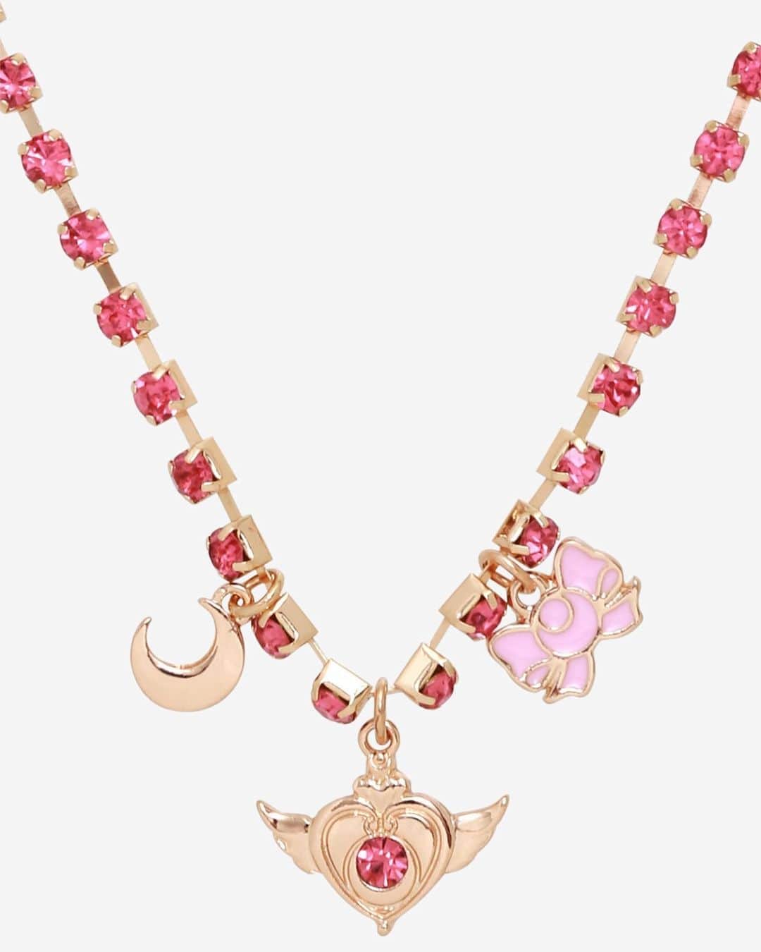 Sailor Moonさんのインスタグラム写真 - (Sailor MoonInstagram)「✨🌙 Super cute Crisis Moon compact necklace from @hottopic! 🌙✨  #sailormoon #セーラームーン　#necklace #jewlery」8月11日 21時36分 - sailormoon_sc