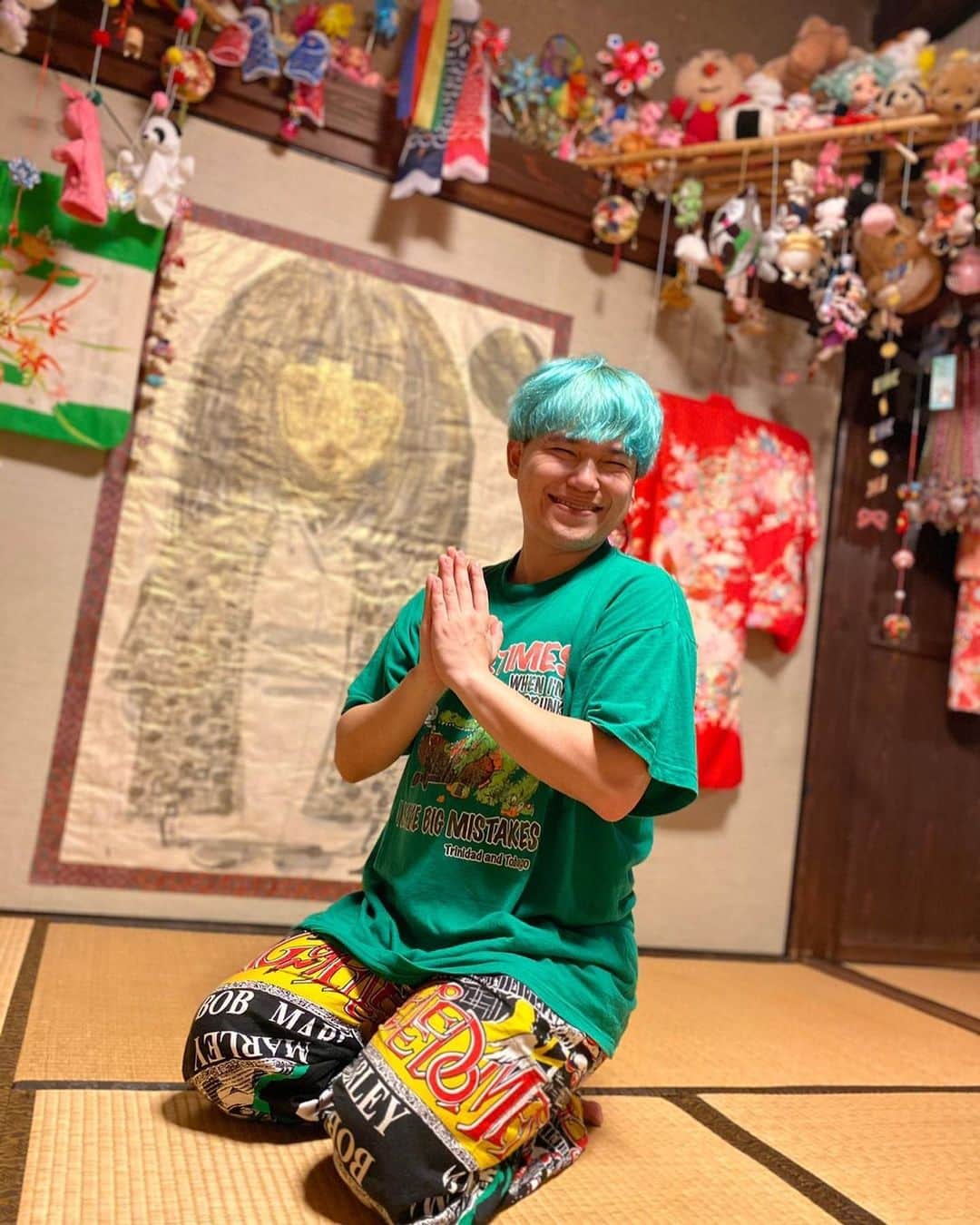 相馬トランジスタのインスタグラム：「座敷童子が出る旅館に泊まった時。  #毎日笑顔日記 #昨日忘れてた #わらちゃんかわいい」