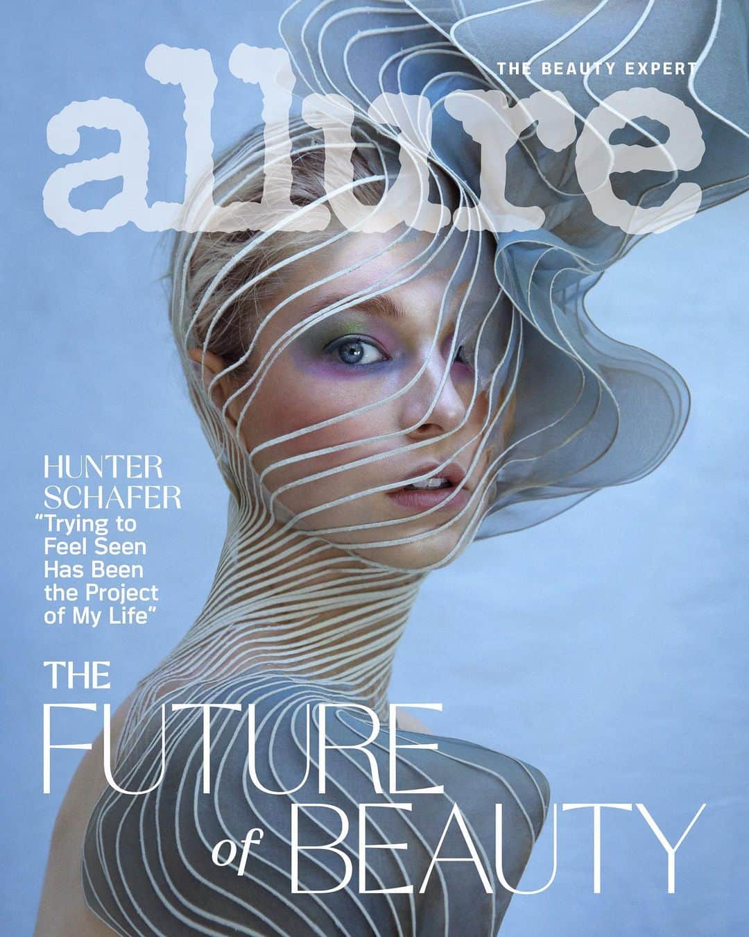 ニコラ・フォルミケッティのインスタグラム：「Incredible @hunterschafer in @irisvanherpen 🌀photo by @daniellamidenge for @allure shot at my home ✨」