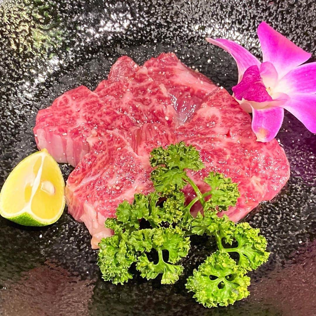 大阪ウシ子のグルメインスタ