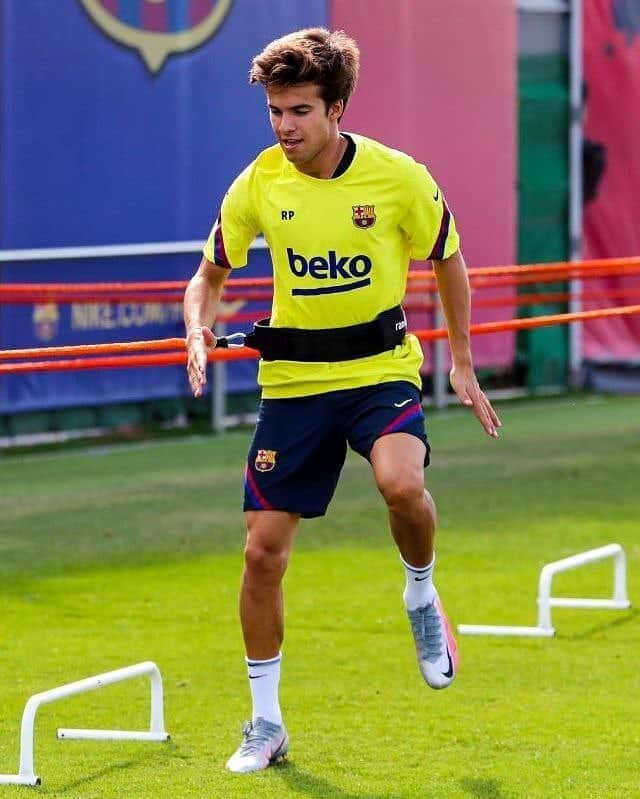 FCバルセロナさんのインスタグラム写真 - (FCバルセロナInstagram)「👀 All focus on Friday 💪 #BarçaBayern」8月11日 21時37分 - fcbarcelona