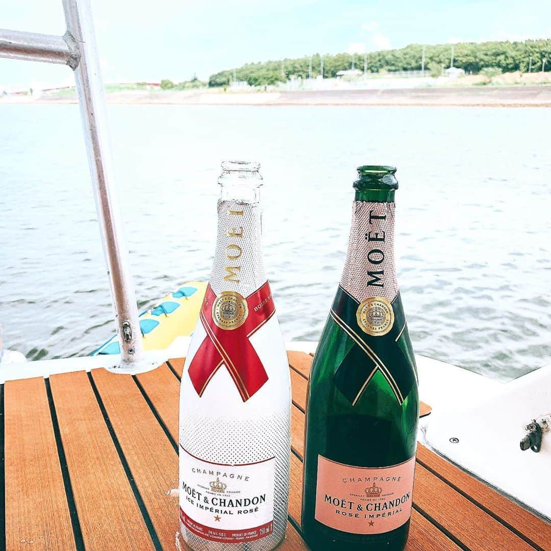 並川花連さんのインスタグラム写真 - (並川花連Instagram)「🥂×🚢＋🌞＝♥️♥️♥️」8月11日 13時29分 - kareurn