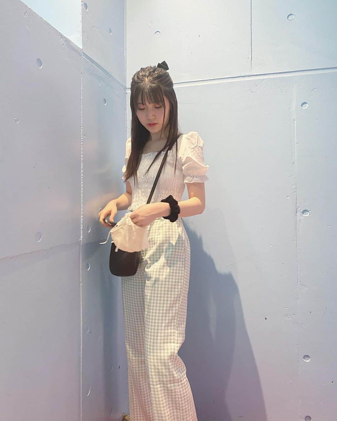 小林花南さんのインスタグラム写真 小林花南instagram またまた今日のしふく 少し見えにくいけど ピンクラテのサンダルは 歩きやすくて 夏大活躍しております 22時までに来た コメント ランダムで返します Ootd Fashion 小林