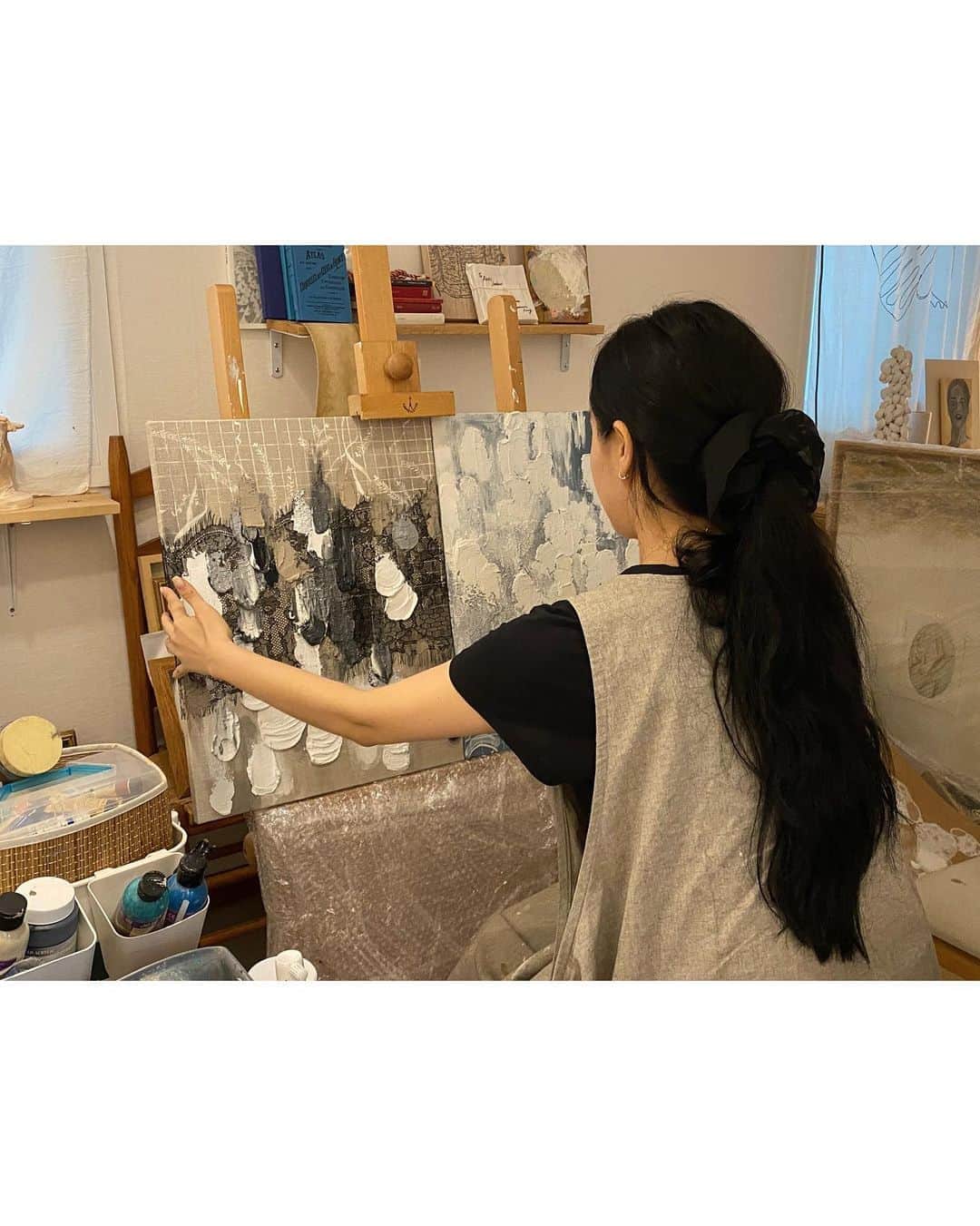 ヒョミン さんのインスタグラム写真 - (ヒョミン Instagram)「작업.」8月11日 14時15分 - hyominnn