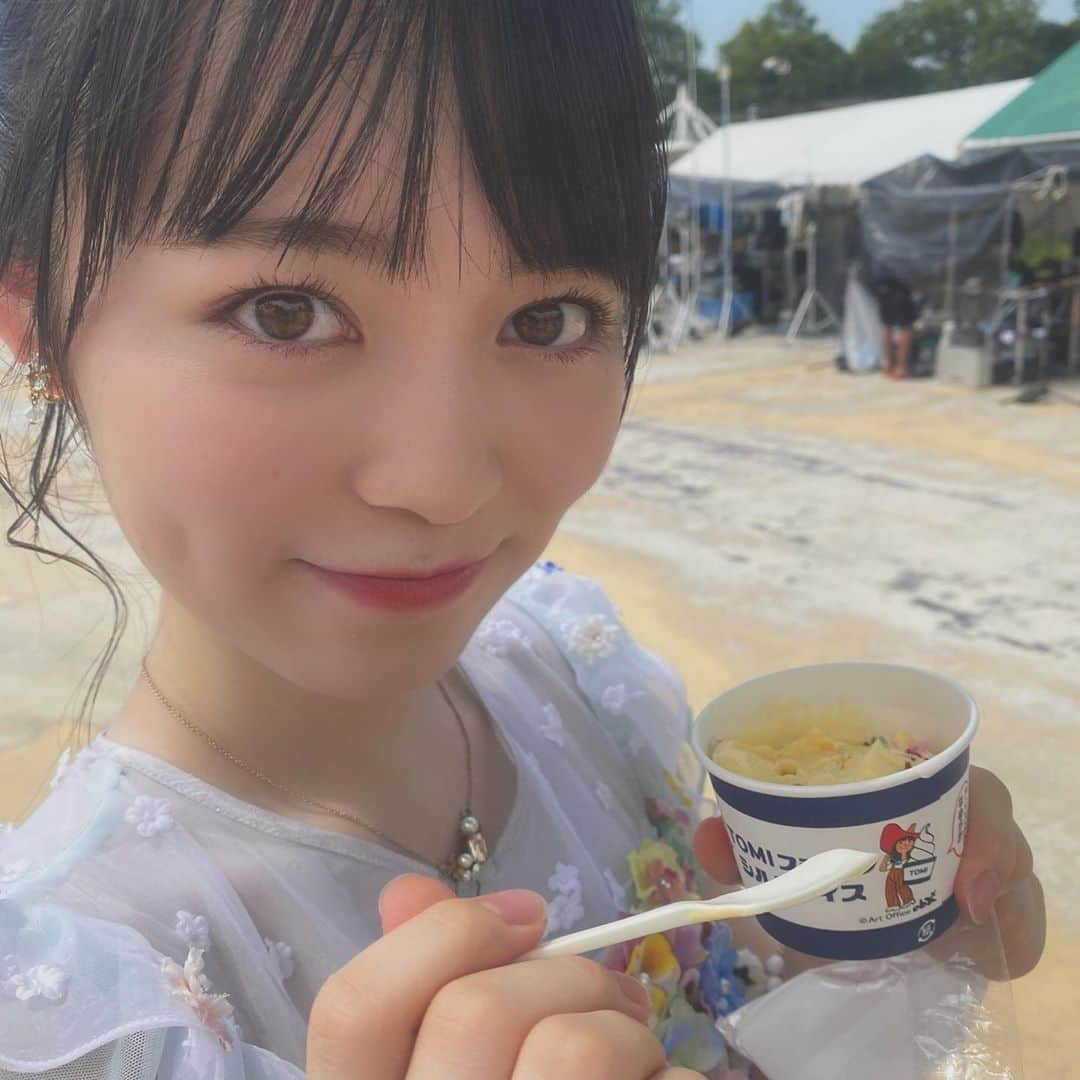 西川怜さんのインスタグラム写真 - (西川怜Instagram)「夏はフルーツ系のアイスが食べたくなる🤤昨日はマンゴー🥭🌴☀️ . . . #アイス #夏 #CDTV  #えりい撮影」8月11日 14時33分 - rei_nishikawa_1025