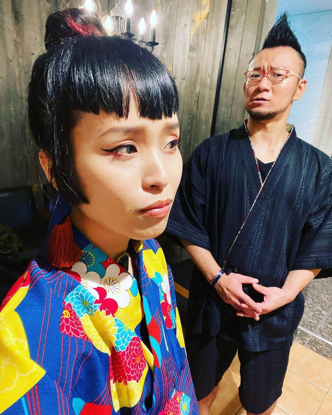 小春さんのインスタグラム写真 - (小春Instagram)「実際問題浴衣って面倒いけど 喜ばれるなら全力で着る派  隣は鍵盤式アコーディオンの筋肉都丸」8月11日 14時52分 - suttokodokkoiii