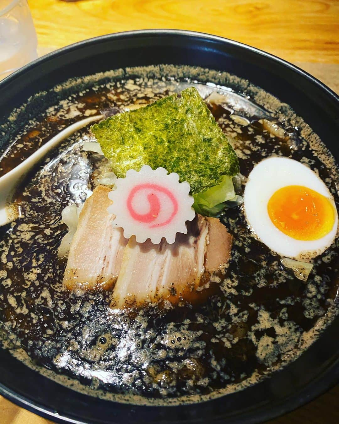 熊切あさ美さんのインスタグラム写真 - (熊切あさ美Instagram)「ラーメン大好きなわたし☺️ お昼は大好きなラーメン🍜幸せ🥰 #五行　#焦がし味噌ラーメン  #ラーメン好きな人と繋がりたい  #ラーメン大好き  #熊切あさ美」8月11日 15時02分 - asami_kumakiri