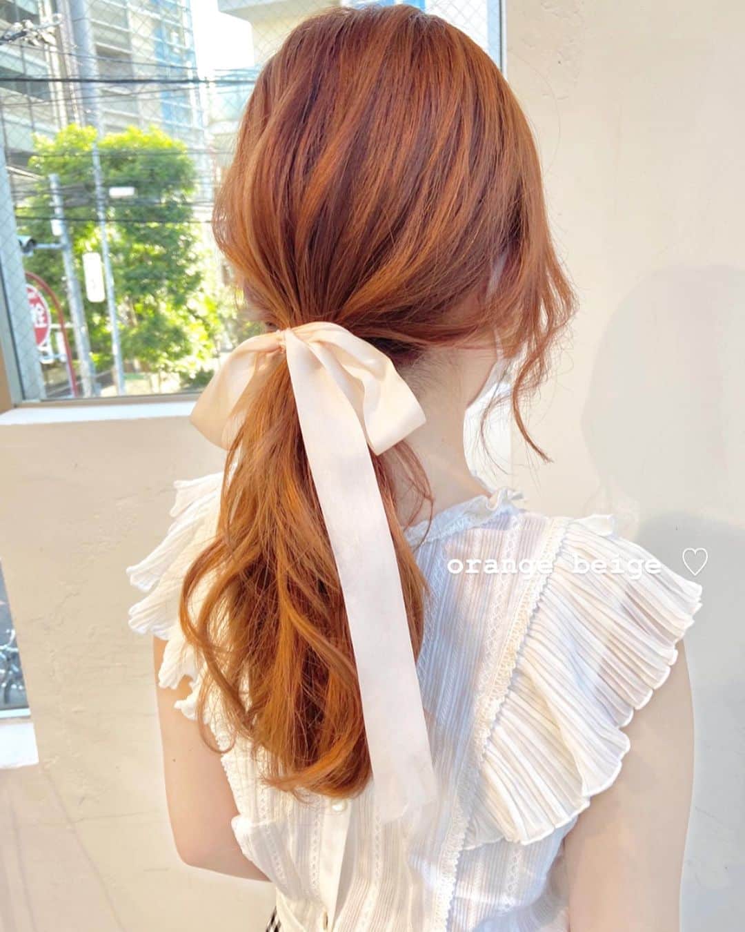 佃加菜のインスタグラム：「orange beige ♡ シンプルなお洋服に可愛いオレンジベージュ🍊」