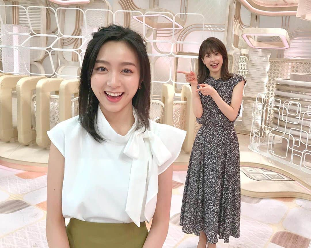 フジテレビ「プライムニュース イブニング」さんのインスタグラム写真 - (フジテレビ「プライムニュース イブニング」Instagram)「Live News it! ( #イット )は﻿ 16時50分スタートです！﻿  ﻿ ●今年初の #40度超 ！危険な“ #コロナの夏 ”﻿ ● #ムクドリ が大量発生？意外な撃退方法﻿ ●元 #モー娘。 危険ダイエットに警鐘﻿ ●簡単ワザで #お店の味 に #オムライス がトロトロ﻿  ﻿ きのうに続き天気コーナーを担当する﻿ 入社1年目の #佐久間みなみ アナです！﻿ よろしくお願いします﻿  ﻿ #イット⠀ #加藤綾子 @ayako_kato.official⠀ #風間晋　⠀ #木村拓也 @takuya.kimura0801⠀ #佐々木恭子﻿  #上田紀行﻿ ﻿ #ガチャピン⠀ #佐久間みなみ﻿ #荘口彰久﻿ #新美有加﻿ #海老原優香﻿ #安宅晃樹﻿  #フジテレビ⠀ #アナウンサー⠀ 公式HP：https://www.fujitv.co.jp/livenews_it/ FNNプライムオンライン：https://www.fnn.jp/」8月11日 16時32分 - livenews_it