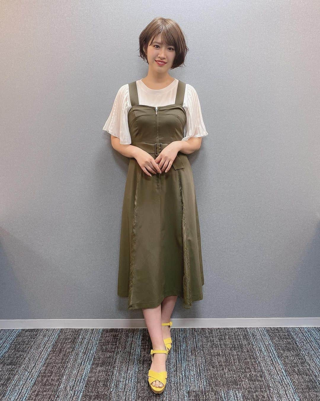 佐藤朱さんのインスタグラム写真 - (佐藤朱Instagram)「この前のサタデーウォッチンの衣装🍏🤍 . 私服でも着たいな〜☺️☺️」8月11日 17時07分 - akari_miyagi