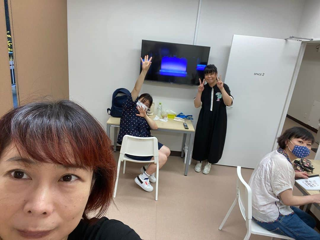 椿鬼奴さんのインスタグラム写真 - (椿鬼奴Instagram)「このあと19時から！ #よしもと有楽町シアター で #ボルサリーノ関　さん #ボルサリーノ山田　さん #森三中黒沢 さん　#椿鬼奴 でトークライブです！配信もあるよ‼️」8月11日 18時08分 - tsubakioniyakko