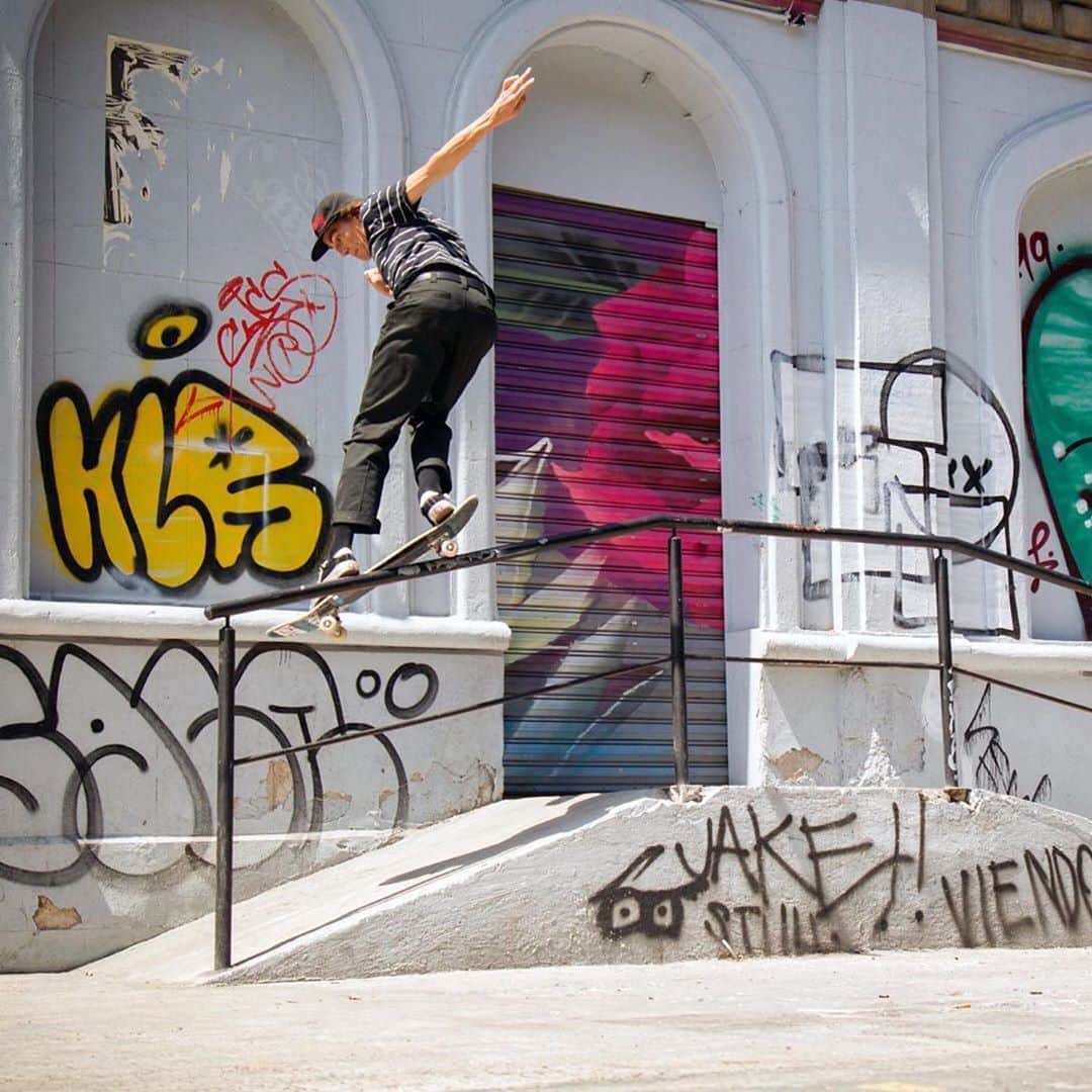 RVCA Japanさんのインスタグラム写真 - (RVCA JapanInstagram)「@currencaples Gap to BS Smith in Mexico City // Photo: @karpinsk // #rvca #rvcaskate」8月11日 18時23分 - rvcajapan