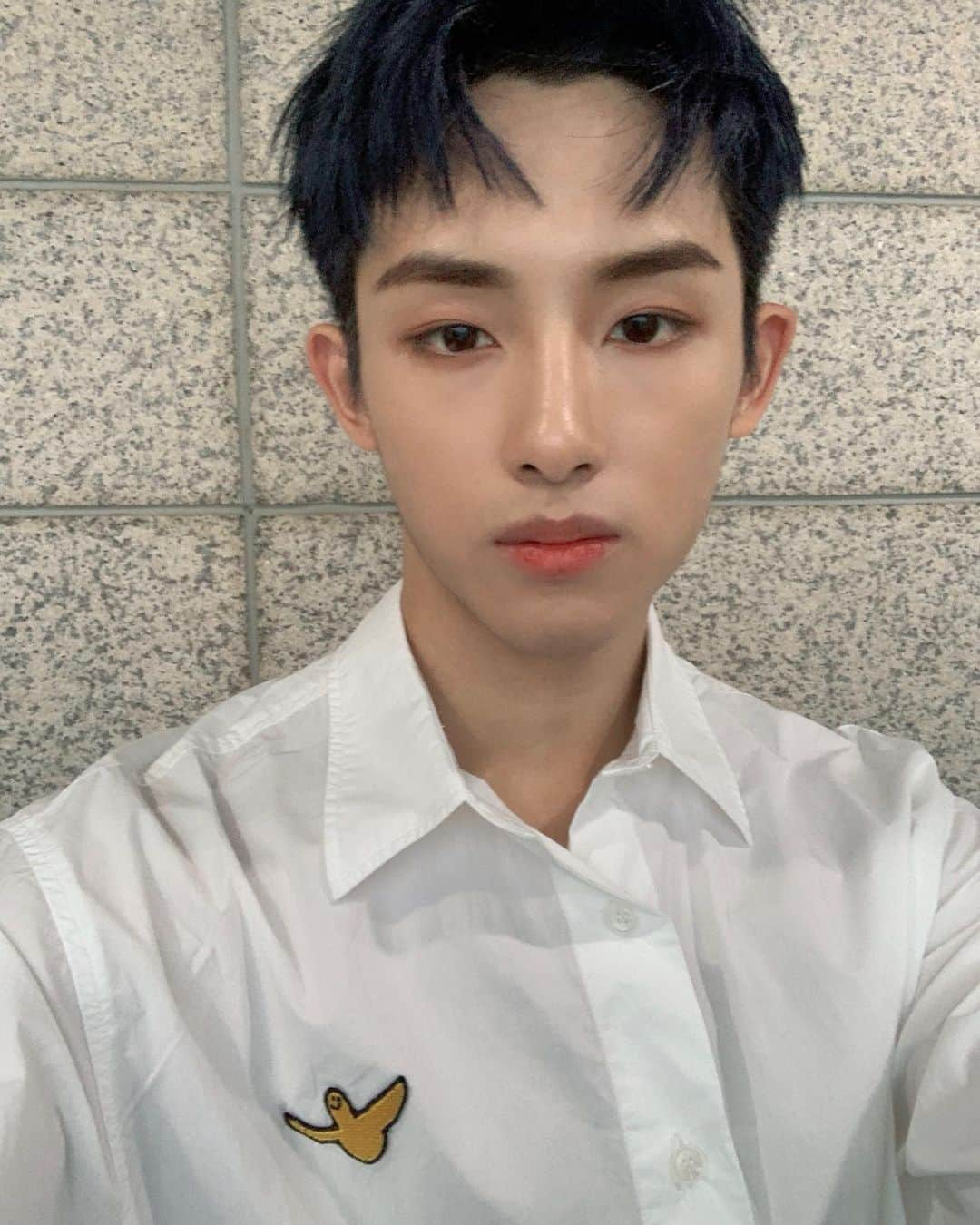 ウィンウィン（winwin）さんのインスタグラム写真 - (ウィンウィン（winwin）Instagram)「🧏‍♂️」8月11日 18時29分 - wwiinn_7