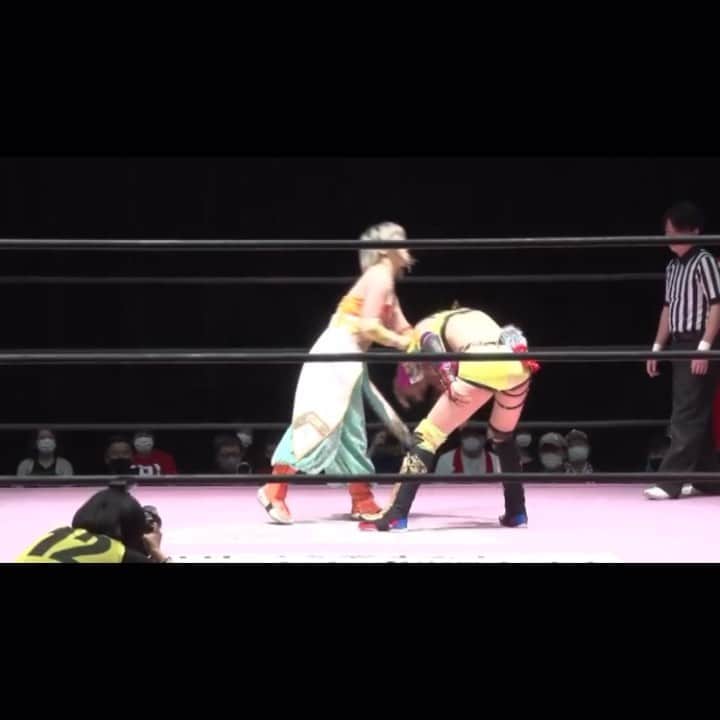 坂崎ユカのインスタグラム：「2020.8.9 神田明神大会6人タッグ  メリーゴーランド🎡🎠 Merry-go-round  #tjpw」