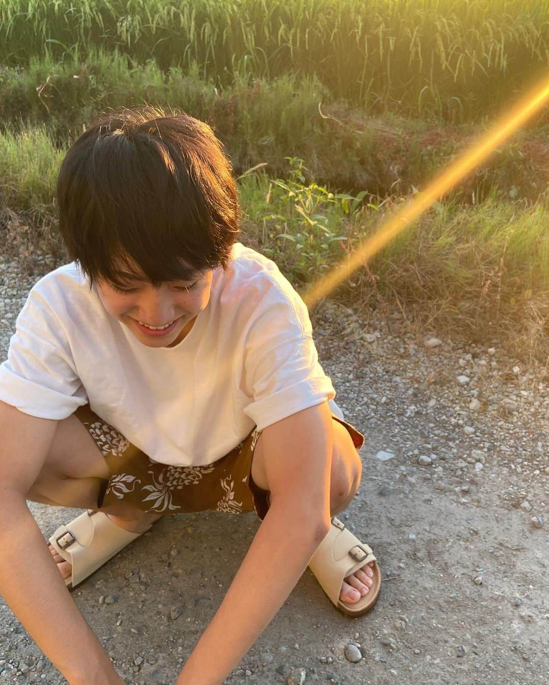 池田優斗さんのインスタグラム写真 - (池田優斗Instagram)「毎日暑いですね🥵  offの日は夏休みの宿題を進めてます  明日からしばらく撮影が続くので 気合入れていくぞー💪  皆さん熱中症に気をつけて下さい🤗  #池田優斗」8月11日 19時02分 - yutoikeda_official