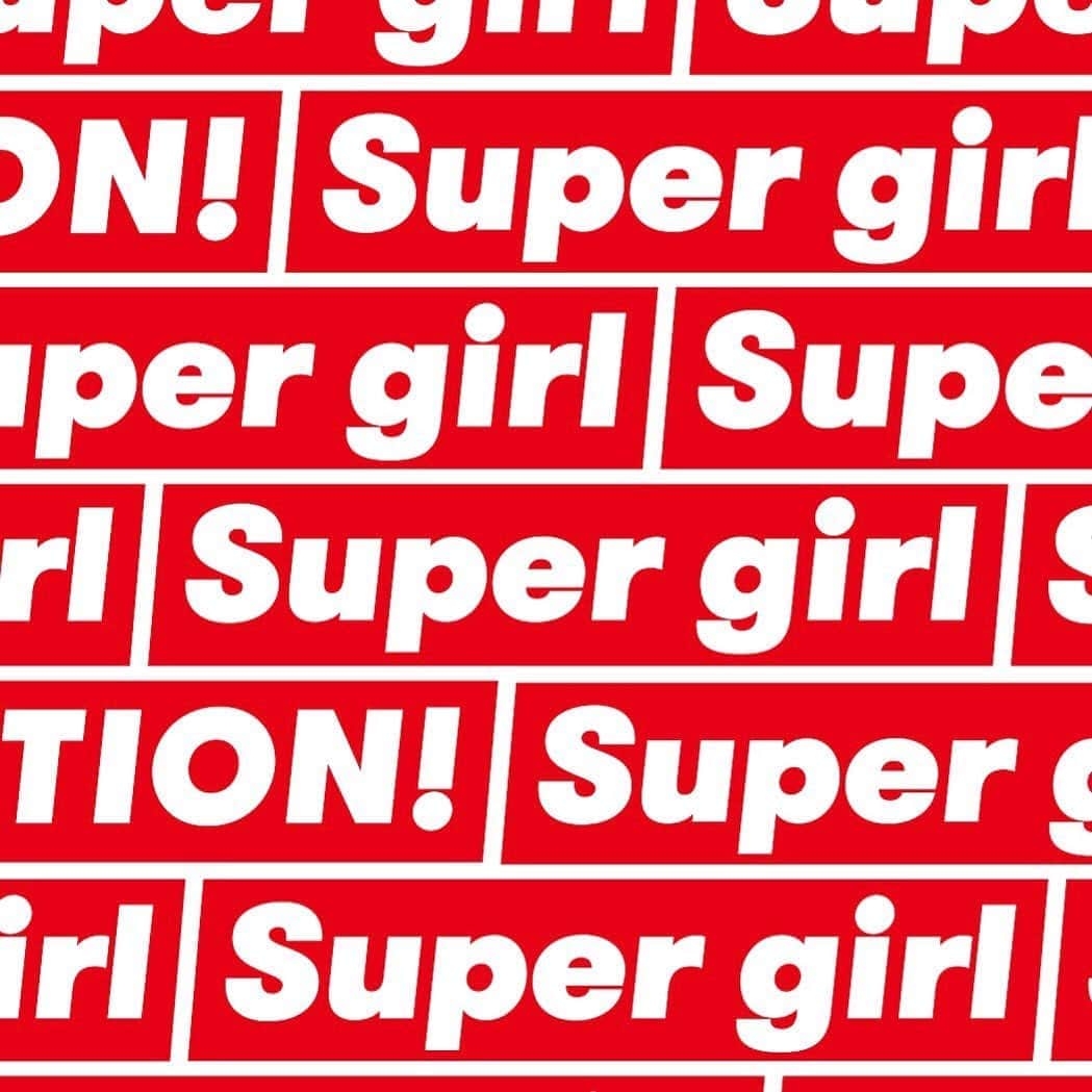 BORDERS at BALCONYのインスタグラム：「BORDERS at BALCONY⠀ 2020 Autum & Winter collection⠀ 『SUPER GIRL』⠀ ⠀ いよいよ17日（月）〜公式オンラインストアでお取り扱い開始です❤️👠🥊⠀ ⠀ 8月は毎週新しい商品がプラスされるので、オンラインストアを欠かさずチェックしてくださいね！！⠀ ⠀ ⠀ ⠀ ⠀ ⠀ #bordersatbalcony #ボーダーズアットバルコニー #ボーダーズ #BORDERS #柴田陽子 #yokoshibata⁠⠀⠀ #newcollection  #instagood #musthave #fashionpoast #japanesefashion #newcollections ⁠⠀⠀ ⠀」