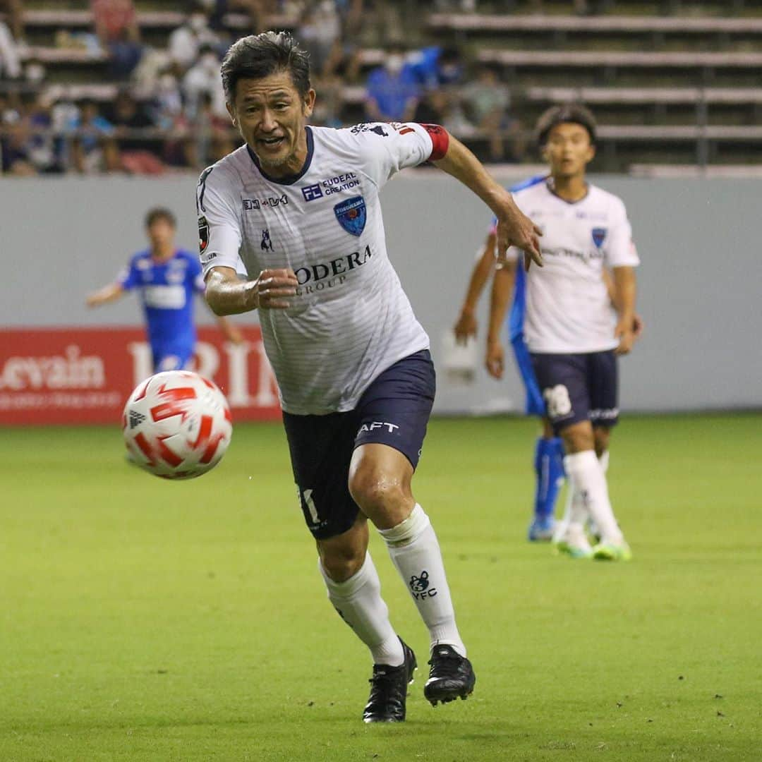 横浜FCさんのインスタグラム写真 - (横浜FCInstagram)「- 2020/8/12 vs CONSADOLE SAPPORO Levain Cup sec-3 明日も応援よろしくお願いします！ - #YOKOHAMAFC #横浜FC #RECORDTHEBLUE #levaincup #ルヴァンカップ #三浦知良 #kazuyoshimiura」8月11日 19時43分 - yokohamafc_official