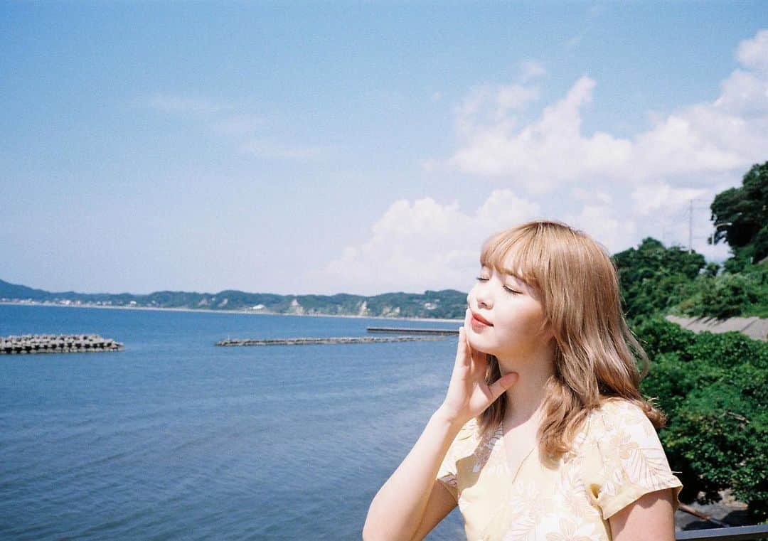 藤田ニコル（カメラ）のインスタグラム：「夏だね☀️  CONTAX T3📸」