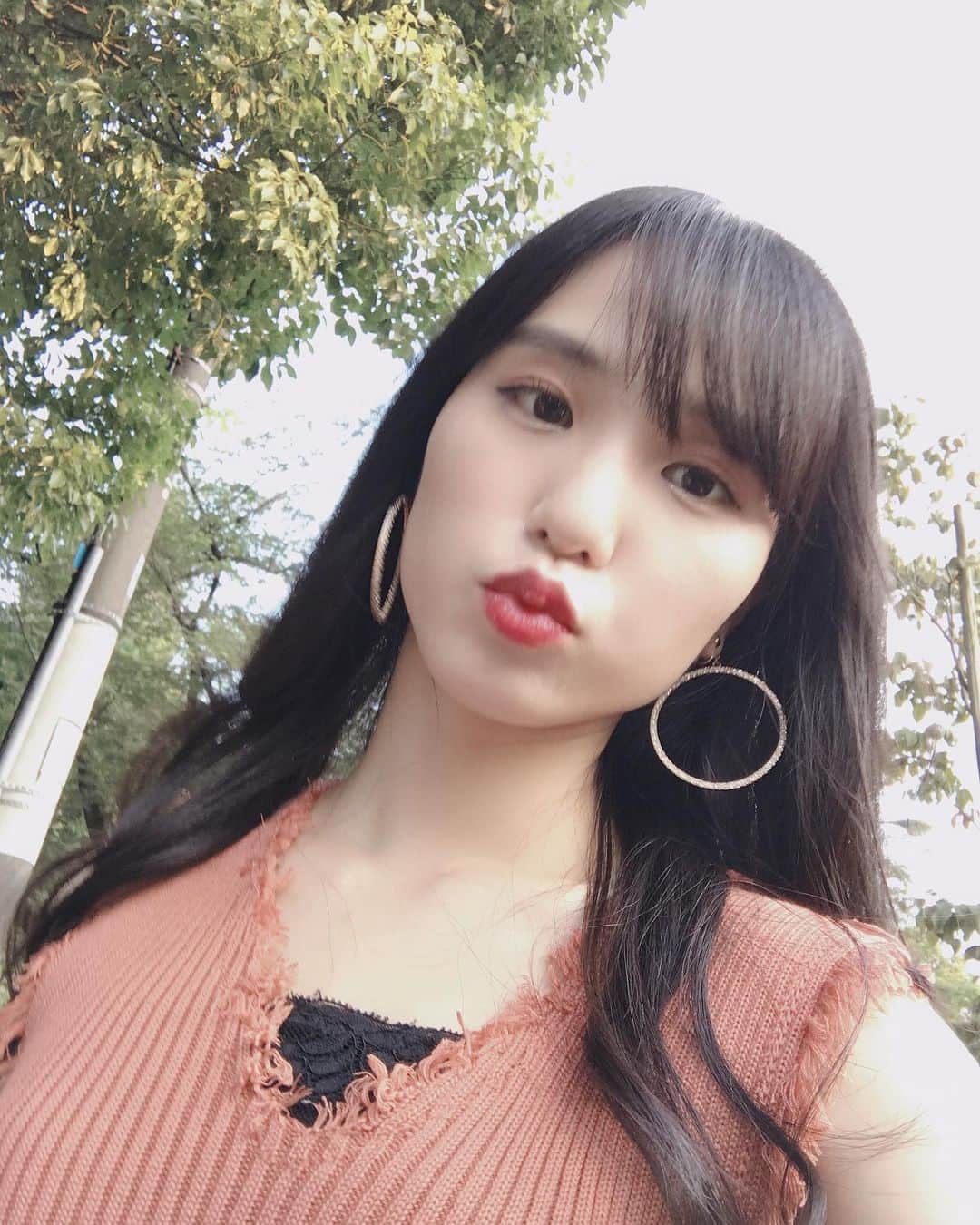 のインスタグラム：「・ ・ 暑いね〜！🏜 熱中症には気をつけよう☀️🌺 ・ ・ ・  #ビタスイ #田﨑あさひ」
