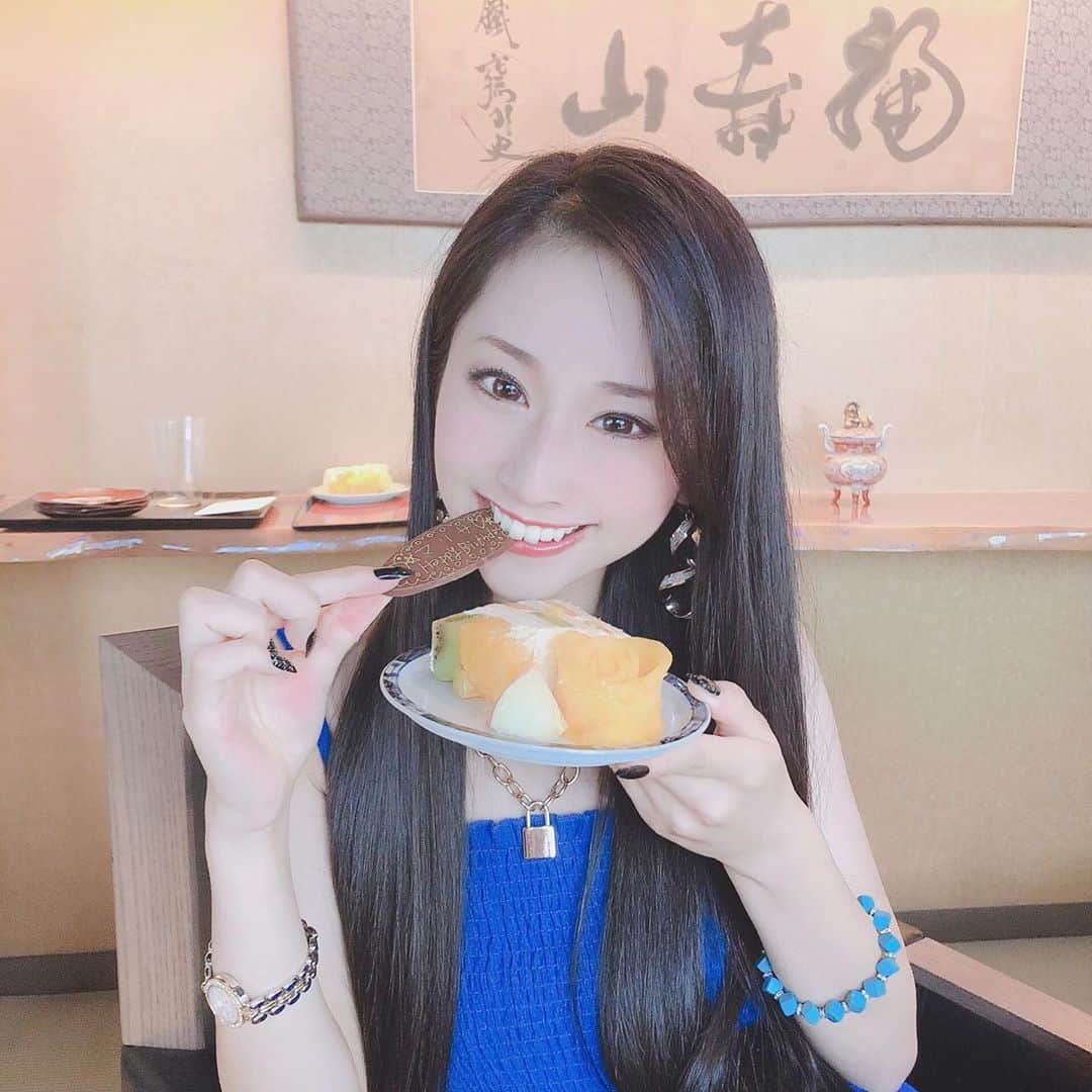 浅井マリサのグルメインスタ