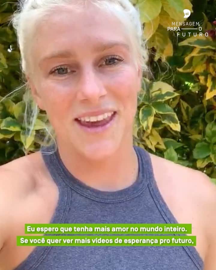 のインスタグラム：「Como você imagina o futuro? Eu e a @oi_oficial acreditamos que todo mundo vai sair melhor dessa, por isso eu deixei essa #MensagemParaOFuturo. Confere aí e comenta lá no feed da Oi o que você deseja daqui pra frente usando a #!」