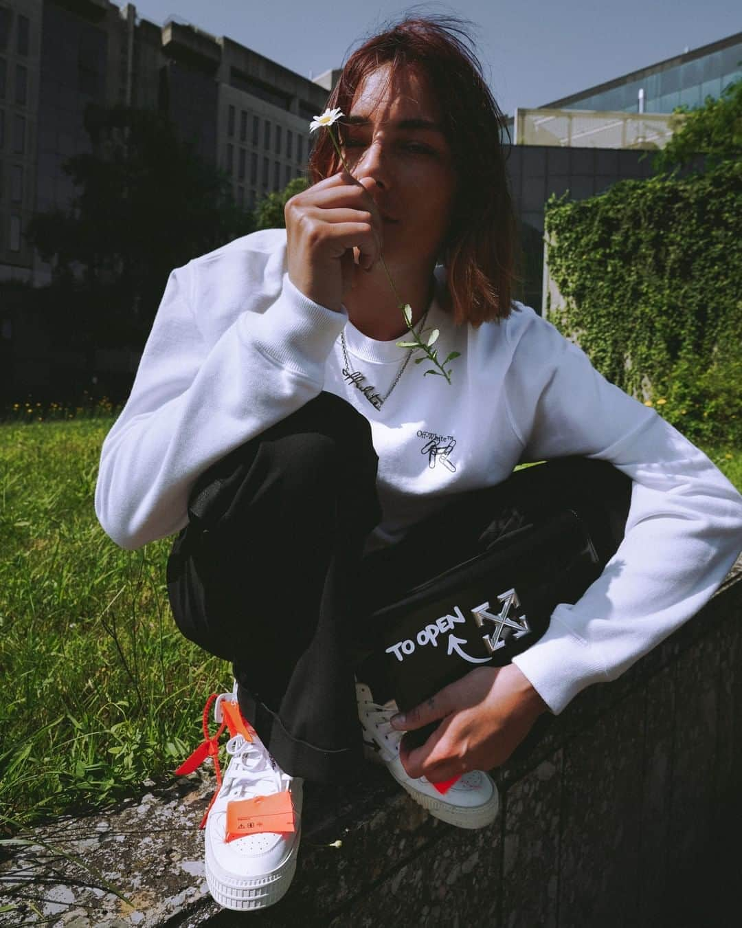 OFF-WHITE C/O VIRGIL ABLOHさんのインスタグラム写真 - (OFF-WHITE C/O VIRGIL ABLOHInstagram)「pre-fall 20 women’s Off-White™ collection now available online at off---white.com」8月12日 6時01分 - off____white