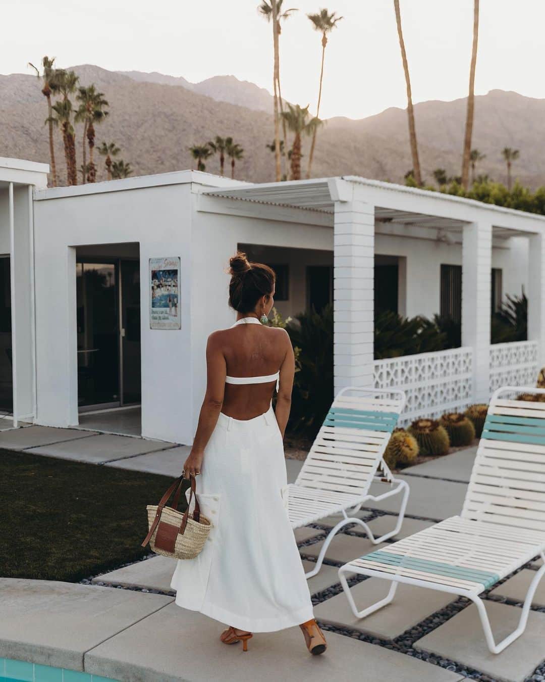 Collage Vintageのインスタグラム：「When in Palm Springs 🌵」
