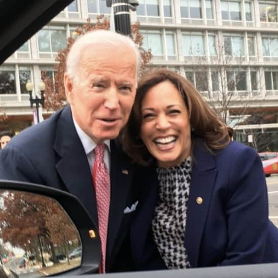 レスリー・フェラさんのインスタグラム写真 - (レスリー・フェラInstagram)「Yes!!!! Let’s do this. Biden-Harris 2020! Woot woot 🙌🏼 . . . #historic #bidenharris2020 #kamalaharris #joebiden #votethemout #vote2020 #vote #awomaninthewhitehouse」8月12日 6時15分 - mslesleyfera