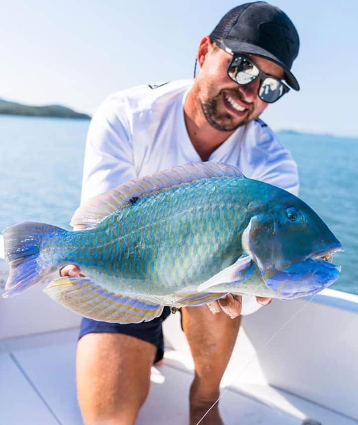 Costa Sunglassesのインスタグラム：「Queensland blues...⁠ Tune in with @aussieflyfisher and @flyfishinginsiderpodcast for a run down of Australia's fly fishing landscape. Listen now on our #BringTheWaterHome Spotify playlist at the link in our bio. #SeeWhatsOutThere #BornOnTheWater」