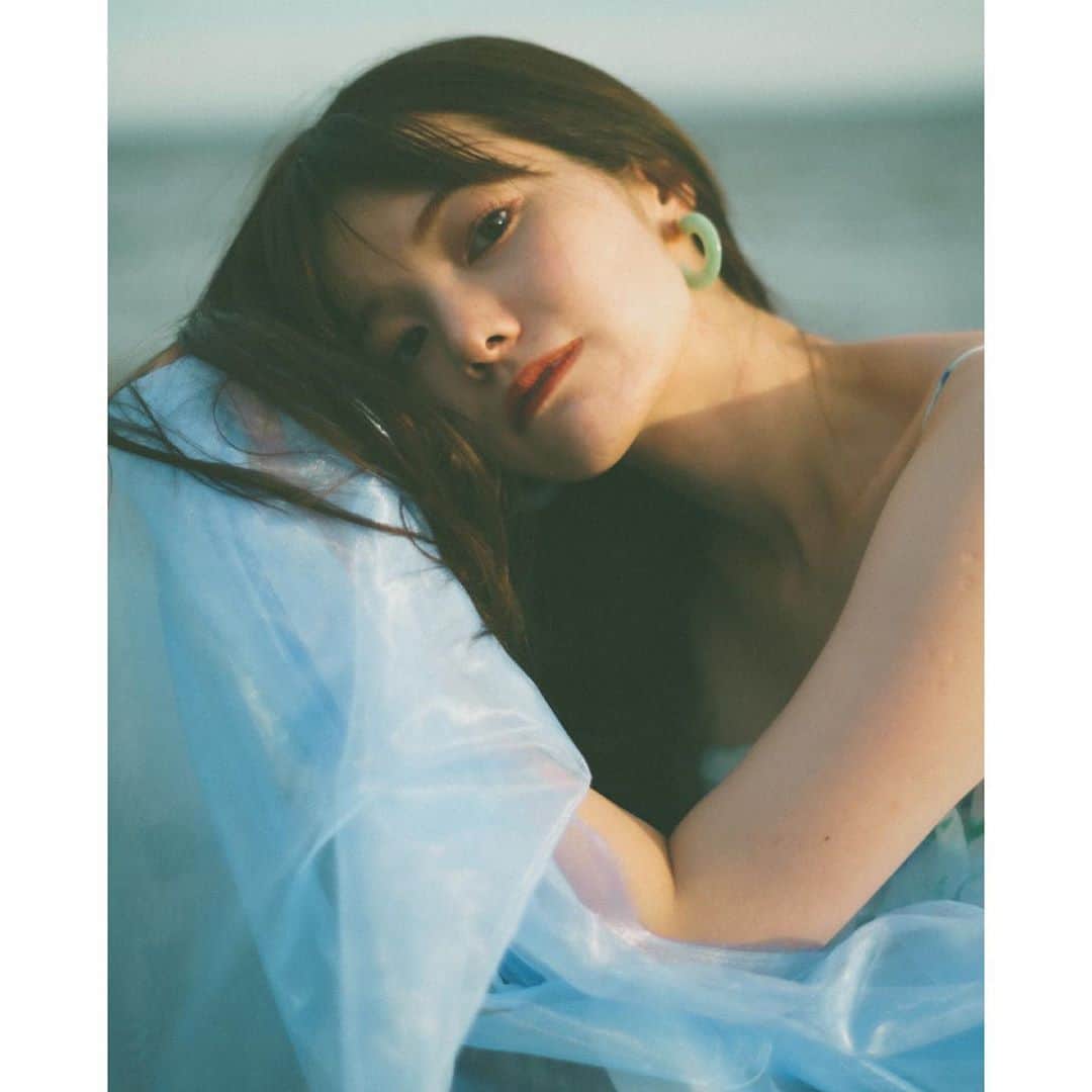 西谷菜々のインスタグラム：「. 左腕のハンコ注射💉 photo @sai_cho_823」