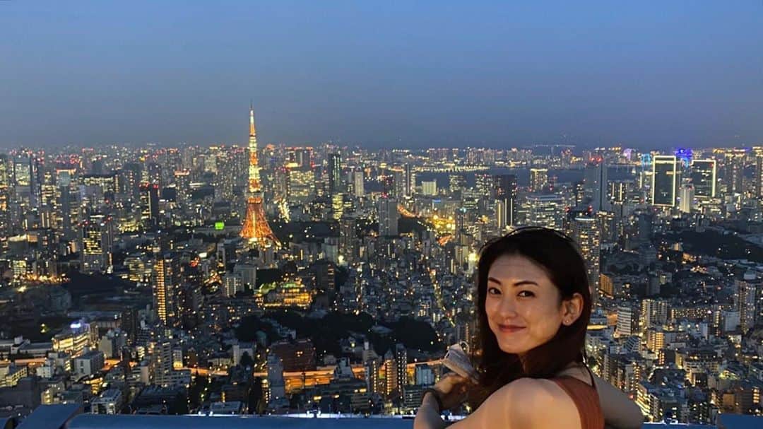 宮坂灯里さんのインスタグラム写真 - (宮坂灯里Instagram)「#東京タワー #夜景 #きれい #美 #夏 #tokyo #tokyotower  #beautiful  #goognight 🗼✨」8月11日 22時18分 - m.akari27