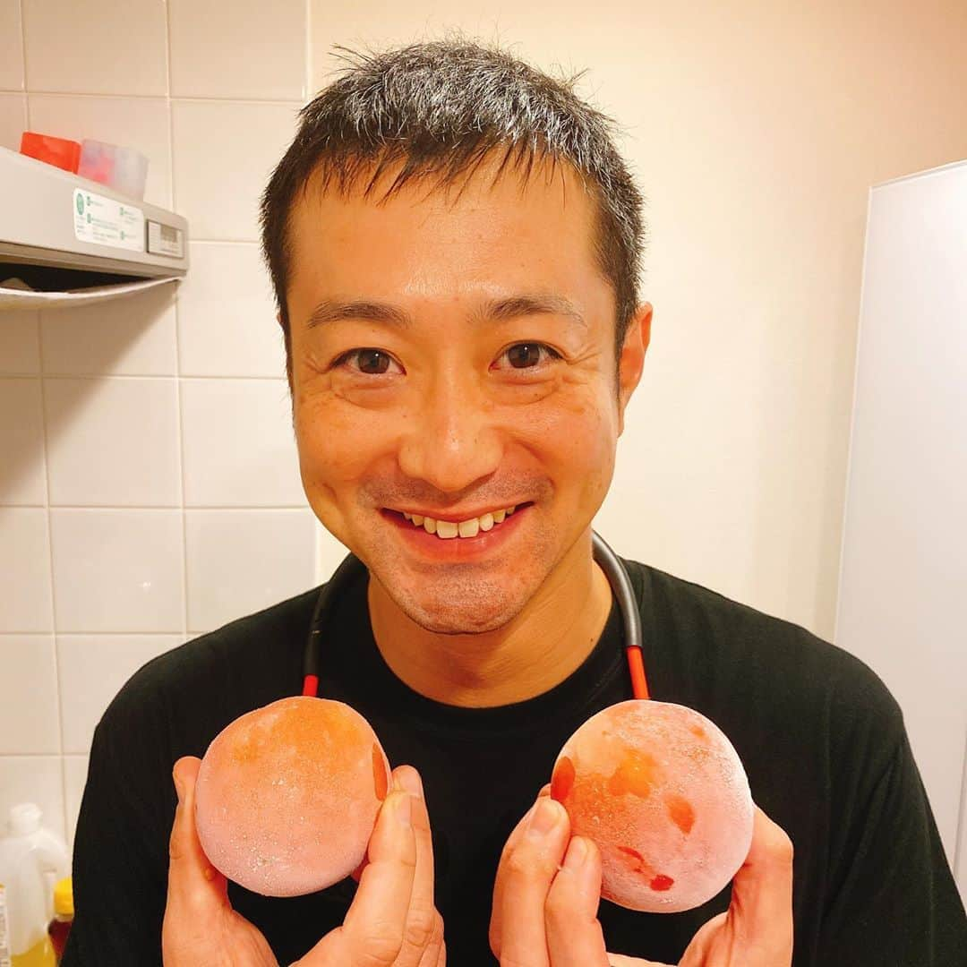 宮下純一さんのインスタグラム写真 - (宮下純一Instagram)「トマトウィーク🍅今日はトマトの冷製スープ🍅😘and野菜たっぷり海鮮たっぷりチヂミ🥰お肉は鹿児島の黒牛ステーキ🐃🥩と贅沢な夜になりました😂#おうちご飯 #トマトウィーク #トマト冷製スープ #海鮮たっぷりチヂミ #鹿児島黒牛ステーキ」8月11日 22時58分 - junichi1017