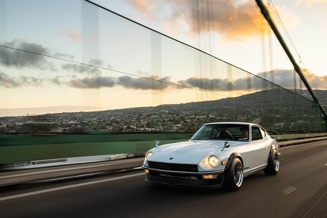 CANON USAさんのインスタグラム写真 - (CANON USAInstagram)「Photo by #CanonExplorerOfLight @larry_chen_foto "Shooting personal projects is one of the ways I try to promote car culture. This is a shot of @danielksong driving his Datsun 240z over the port in Long Beach."  Camera: #Canon EOS-1D X Mark III Lens: EF 24-70mm f/2.8L II USM Aperture: f/9 ISO: 100  Shutter Speed: 1/30 sec Focal Length: 35mm」8月12日 0時10分 - canonusa