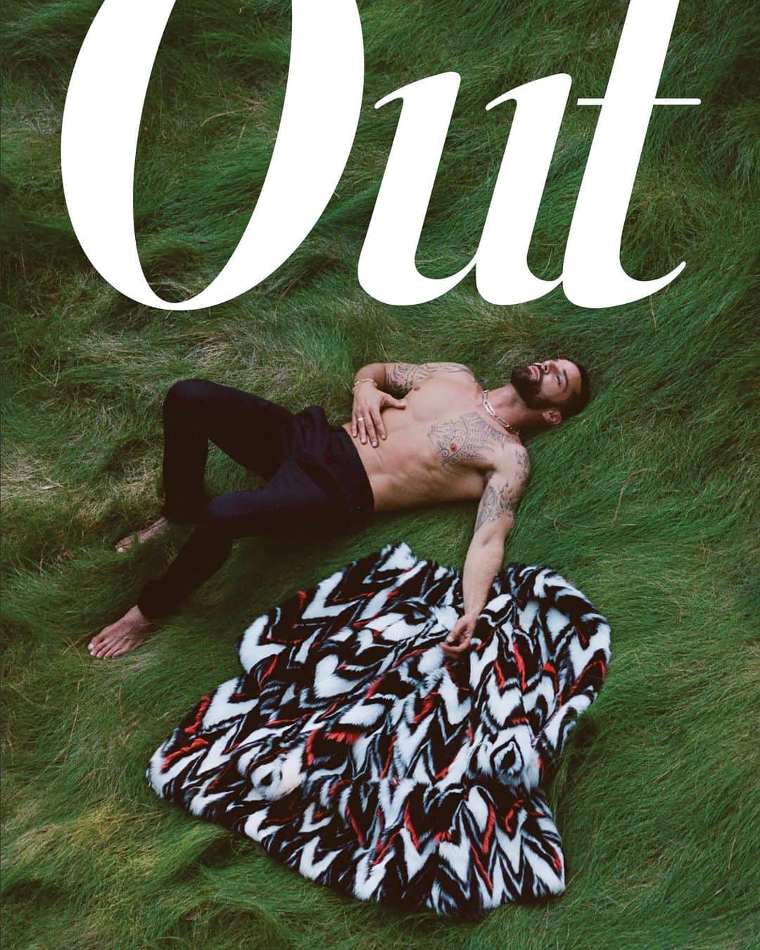 リッキー・マーティンさんのインスタグラム写真 - (リッキー・マーティンInstagram)「#OUT IS #OUT @outmagazine」8月12日 1時10分 - ricky_martin