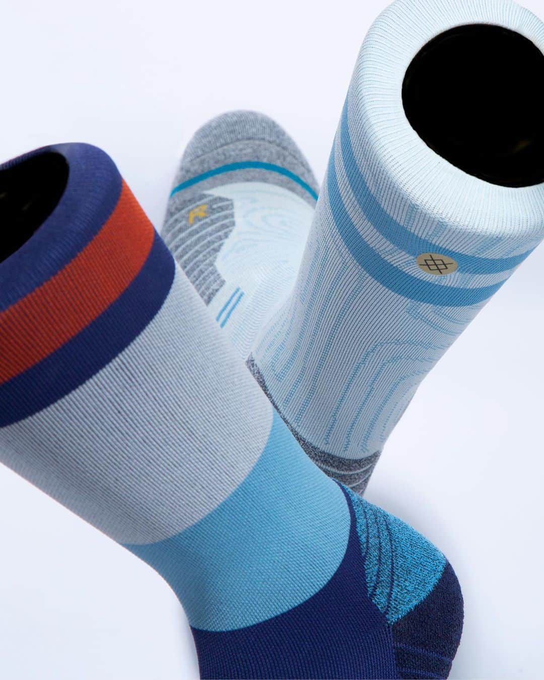 Stanceのインスタグラム：「💪 Meet your new training partner, for life ♾! New styles of Stance Performance socks with Infiknit™ guaranteed to never rip or tear, just arrived. Elevate your workout from the ground up, with socks designed to help you go the distance. 👆to shop now! 🏋️‍♀️」