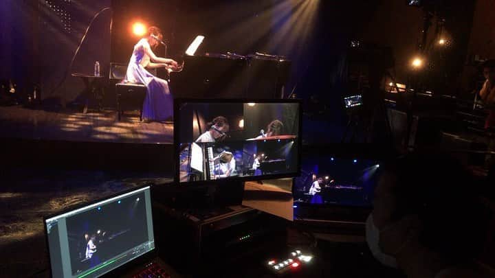 のインスタグラム：「⠀ 【Piano colors.-day1-】⠀ @南青山MANDARA⠀ ⠀ ありがとうございました‪･:*+.‬😊 ⠀  #piano #color #day #1  #立石純子 #はだのブランドアンバサダー #音楽#ピアノ#弾き語り#シンガーソングライター#南青山 #mandara  #타테이시준코#음악#일본#피아노#악기를켜면서노래함#싱어송라이터 #instalike #instagood #live #music #love#photooftheday #light #beautiful #無観客ライブ #ライブ配信 #sound」