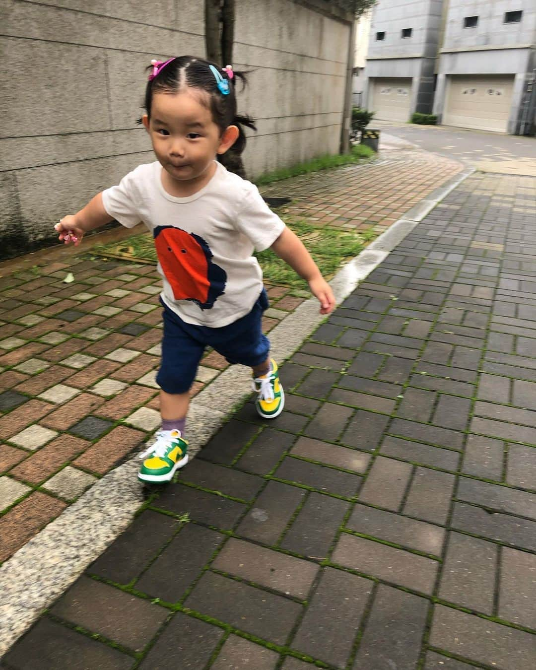 ポン・テギュさんのインスタグラム写真 - (ポン・テギュInstagram)「욥!. 다다다다다다다다ㅏ닥!!! 🏃🏻‍♀️🏃🏻‍♀️🏃🏻‍♀️.」8月12日 3時46分 - taegyu_bong