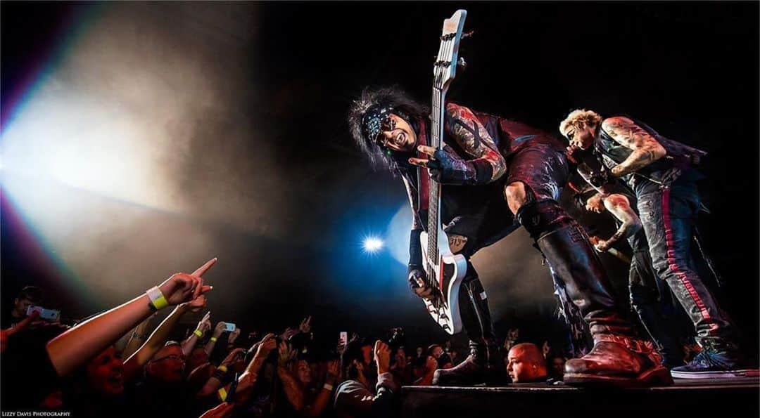 SIXX:A.M.のインスタグラム：「Sixx Am live on stage at @amaliearena FL 2016  . @nikkisixxpixx alongside @jamesmichaelofficial and @djashba  📷: @llzzies ❤️📸🎶  . . . . . . . #music #musician #musicphotography #concertphotography #livemusic #concert #livemusicphotography #rockstar #rock #rockandroll #rocknroll #rockmusic #rockband #hardrock #heavyrock #alternativemetal #tourlife #musicislife #bassguitar #bassist #songwriter #singer #guitar #nikkisixx #sixxam #jamesmichael #djashba #motleycrue #schecter #schecterbass @nikkisixxpixx @sixxam @schecterguitarsofficial @amaliearena @motleycrue @jamesmichaelofficial @djashba」