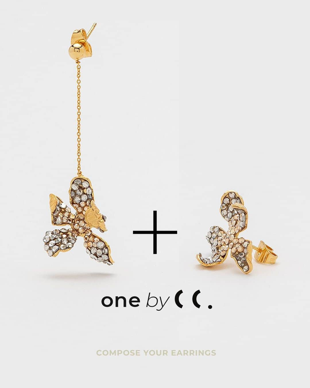 セシルボッカラさんのインスタグラム写真 - (セシルボッカラInstagram)「AVA chaîne + MARS strass — #ONEbyCC.        Choose ONE or make your own pair. Compose your earrings, compose your look.⁣⁣    —    Vos boucles par paire ou à l’unité. Les ONE de CC. pour looker vos oreilles comme vous l’entendez. ⁣⁣    ⁣—     Jewelry Haute Couture, CC. Paris. ⁣⁣⁣⁣⁣⁣    8, Passage du Grand Cerf. ⁣⁣⁣⁣⁣⁣    ⁣⁣⁣⁣⁣    ⁣⁣    ⁣⁣    Photo @nicolascordia #ONEbyCC #september20 #rentrée2020 #ONEbyCC #summer2020 #eshop #ouverture #boutiqueenligne #couturefashion #couturedesigner #Paris #passagedugrandcerf #fashionaccessories #bouclesdoreilles #bouclesdoreillesplaqueor #jewelry #jewelrycouture #wedding #mariageaparis #cecileboccaraheadpiece #coiffuremariage #parisbijoux #parismariage #handmade #madeinfrance #ccmoi #premiereclasseparis #parisfashionweek」8月12日 4時28分 - cecileboccara