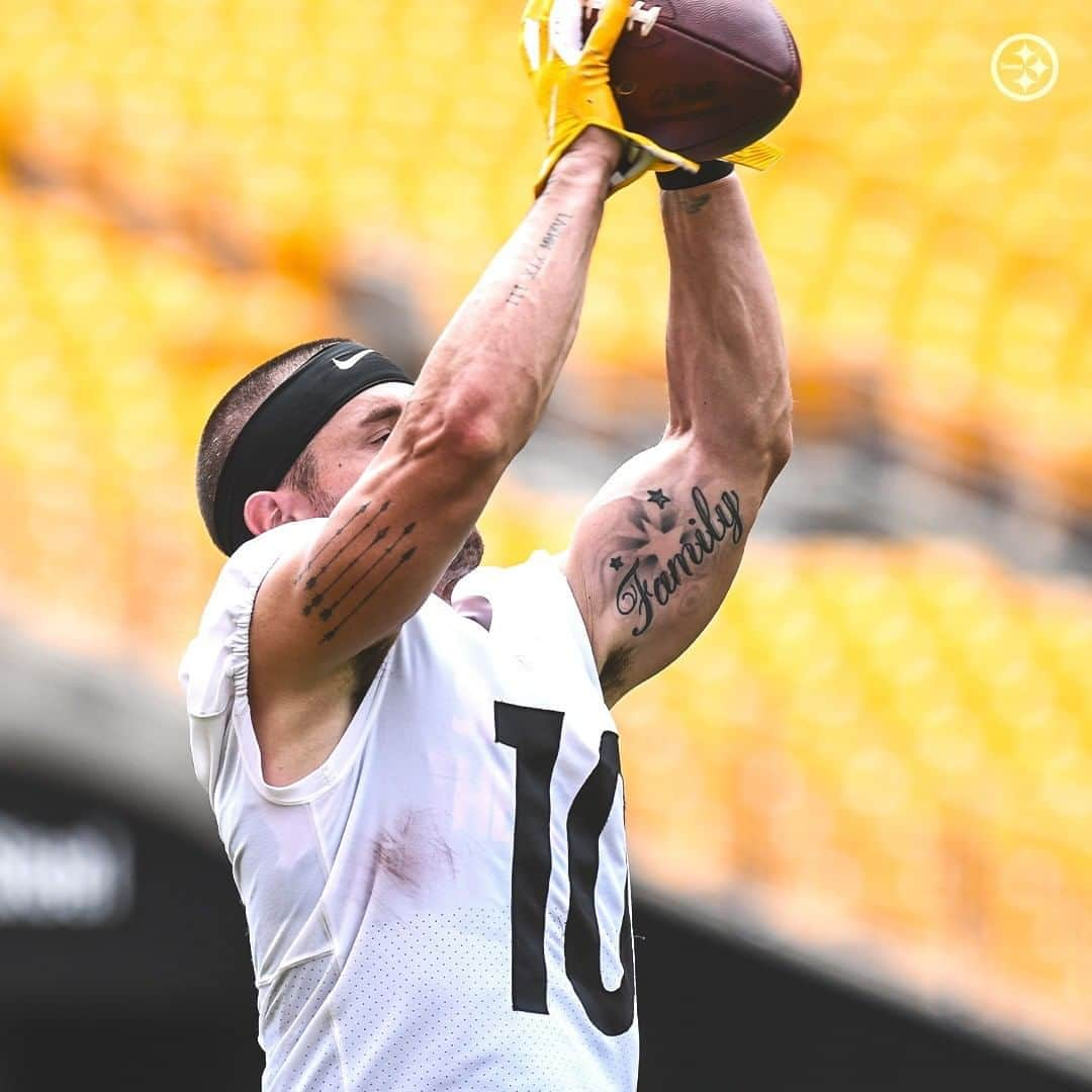 ピッツバーグ・スティーラーズさんのインスタグラム写真 - (ピッツバーグ・スティーラーズInstagram)「Another day, another opportunity. #SteelersCamp」8月12日 4時31分 - steelers