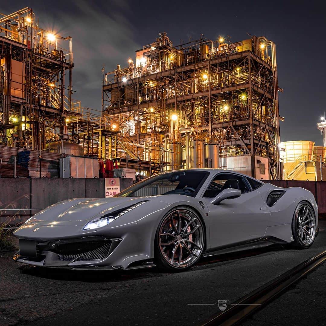 CarsWithoutLimitsさんのインスタグラム写真 - (CarsWithoutLimitsInstagram)「The PERFECT @Ferrari spec does exist!  Ferrari 488 #Pista // 21/22” ANRKYwheels AN21 SeriesTWO + Mirror Polished Gunmetal ☢️ . . Via: @anrkywheels + @bondtokyo + @lager_corporation  Pic: @ren.712  . . #anяky #anrkywheels #anrky #anrkywheelsjapan #ferrari #488Pista」8月12日 4時34分 - carswithoutlimits