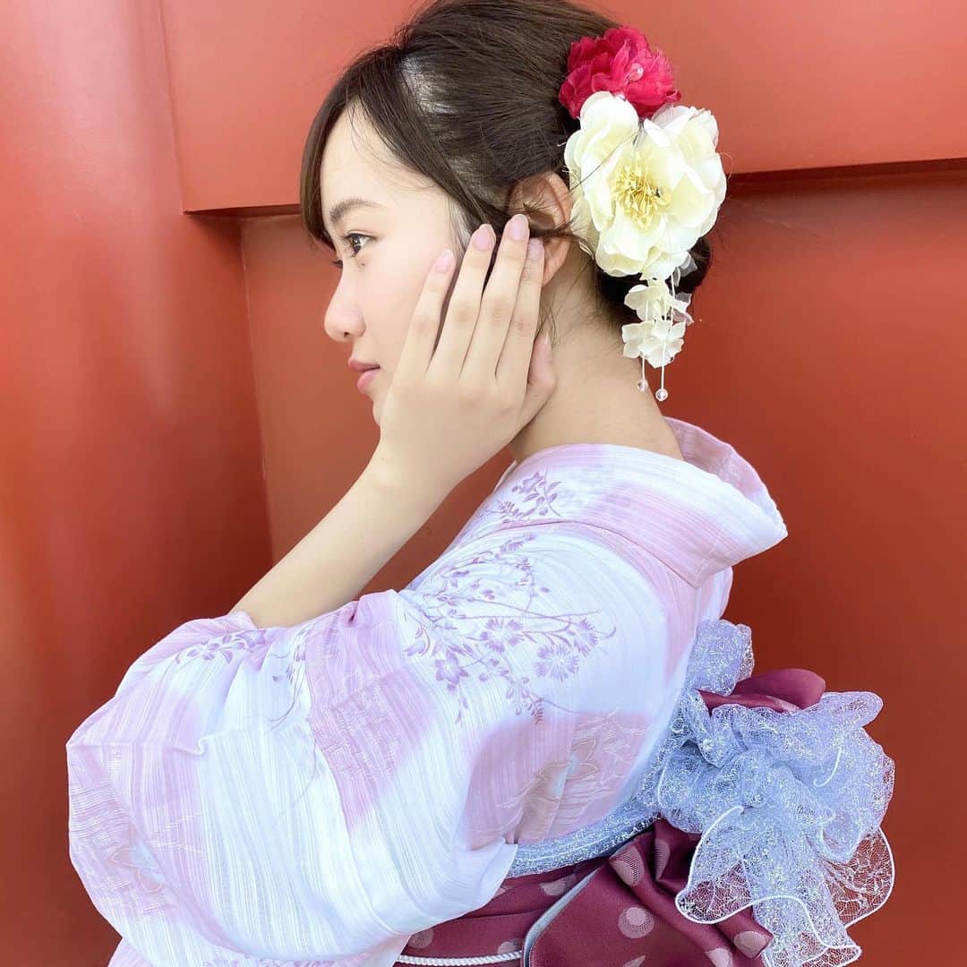 かわぎしるなのインスタグラム：「浅草愛和服2020秋着物モデルオーディション . 愛和服さんの浴衣を着て、お母さんと撮影巡りしてきました🥰 暑かった、、、😅 けど！浴衣も帯もヘアアレンジもとっても可愛くて、スタッフさんも優しくて楽しい時間でした💖 . 公式モデルになれるよう頑張るので、応援よろしくお願いします🙇🏻‍♀️🌷」