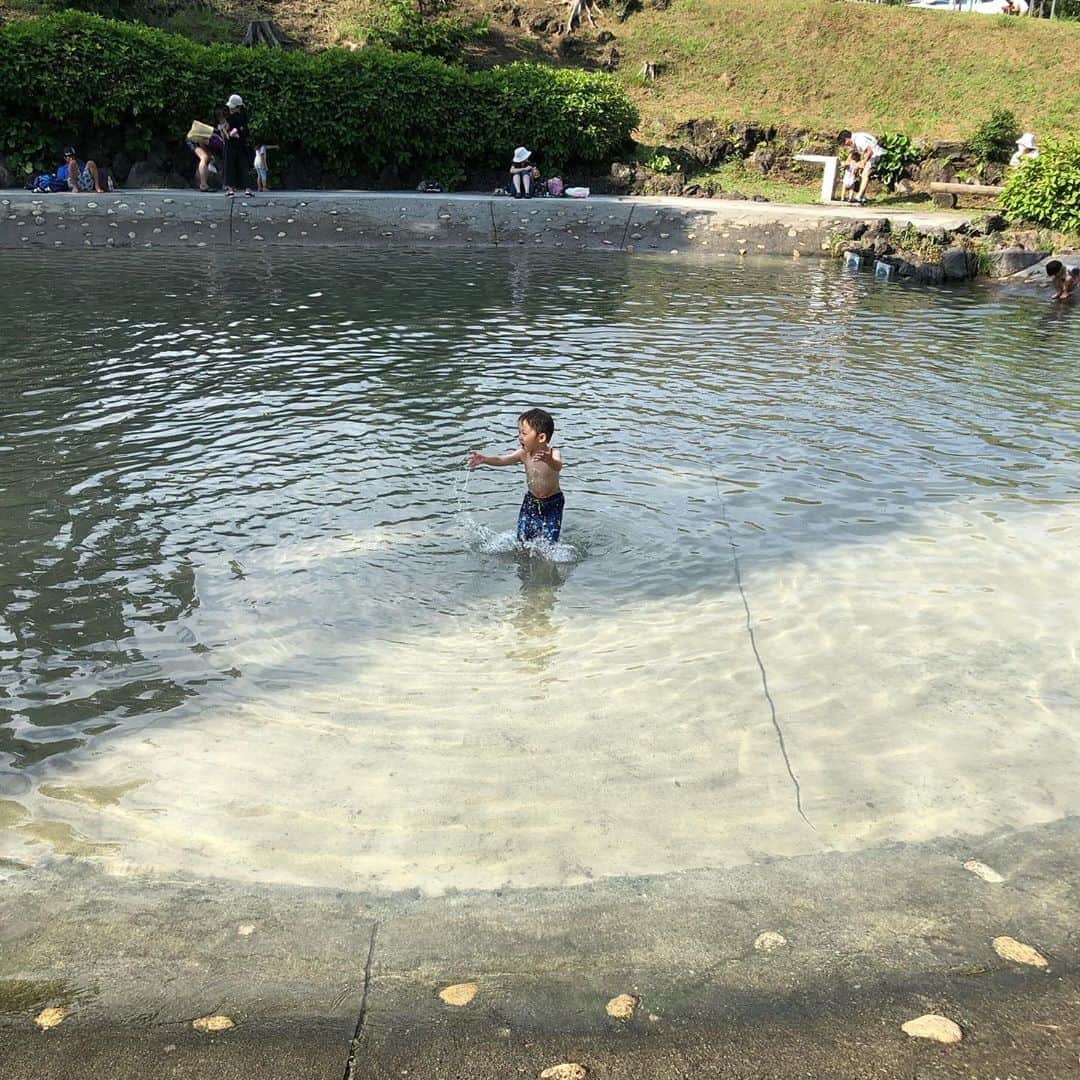いけや賢二さんのインスタグラム写真 - (いけや賢二Instagram)「こんな日は水遊び。 #水遊び #樹空の森 #息子 #出ない #娘 #遊具へ #静岡 #満喫」8月12日 15時52分 - ikeya0705