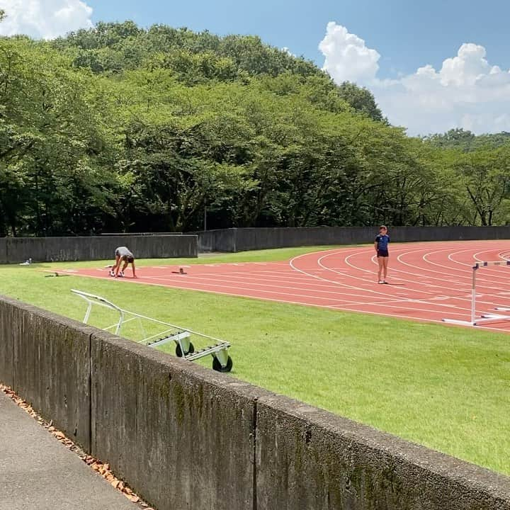 金井大旺のインスタグラム：「今日一のスタート。🤧 #わりと萎えた #スタート #SD #110mH #mizuno」