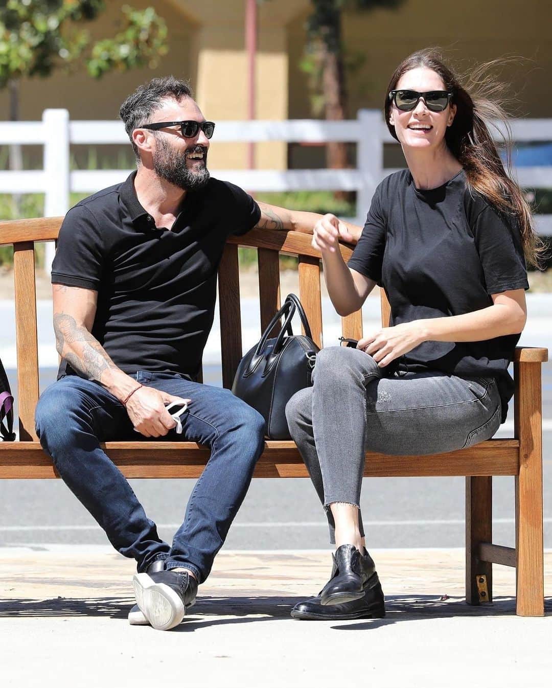 Just Jaredさんのインスタグラム写真 - (Just JaredInstagram)「Brian Austin Green was spotted at lunch with Jennifer Flynn (the former step-daughter of actress Jane Seymour) for a business meeting. Tap this photo at the LINK IN BIO for lots of pics and more on their business venture. #BrianAustinGreen Photos: Backgrid」8月12日 15時54分 - justjared