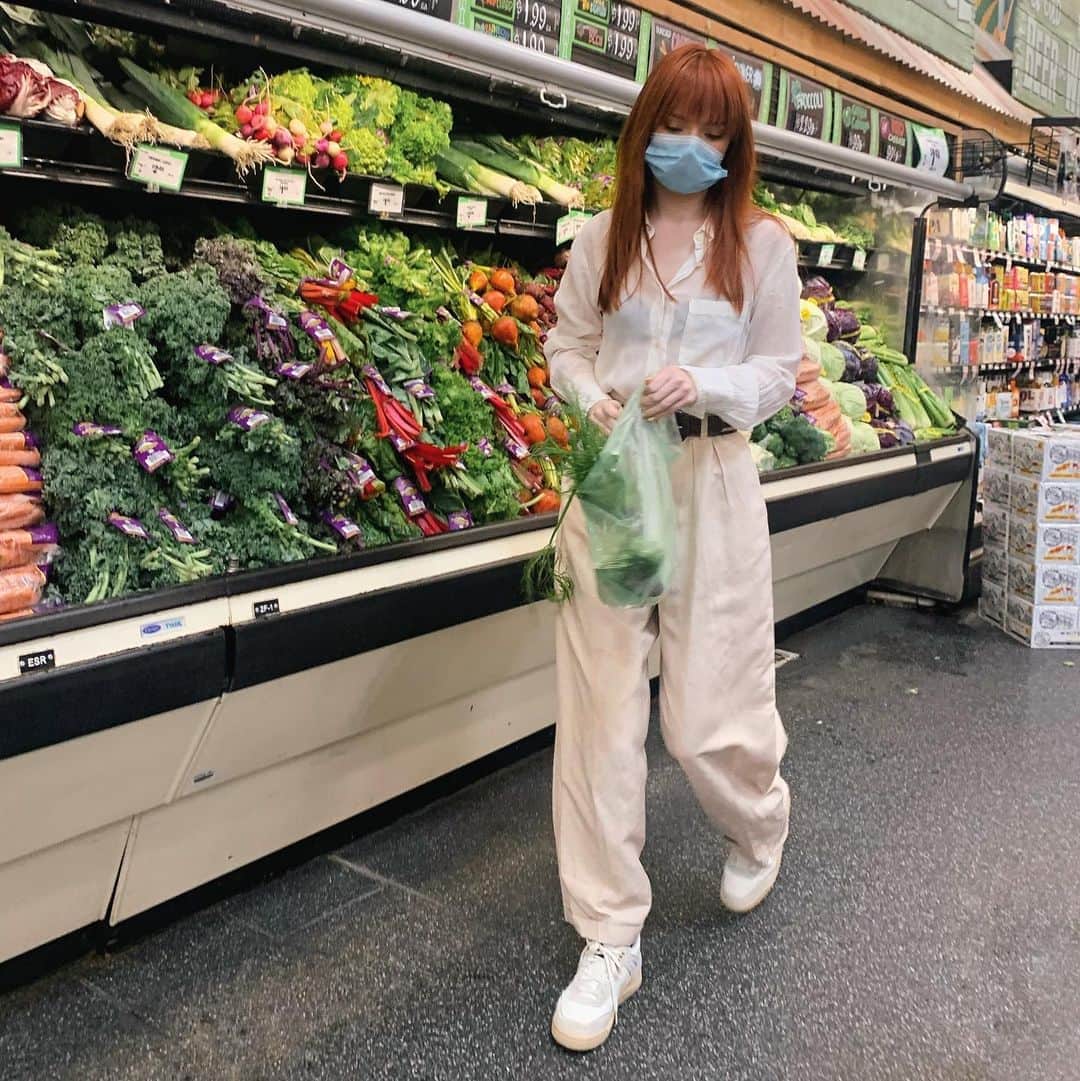 ジェーン・アルドリッジのインスタグラム：「Getting things for a fennel slaw and risotto gratin 🤠」