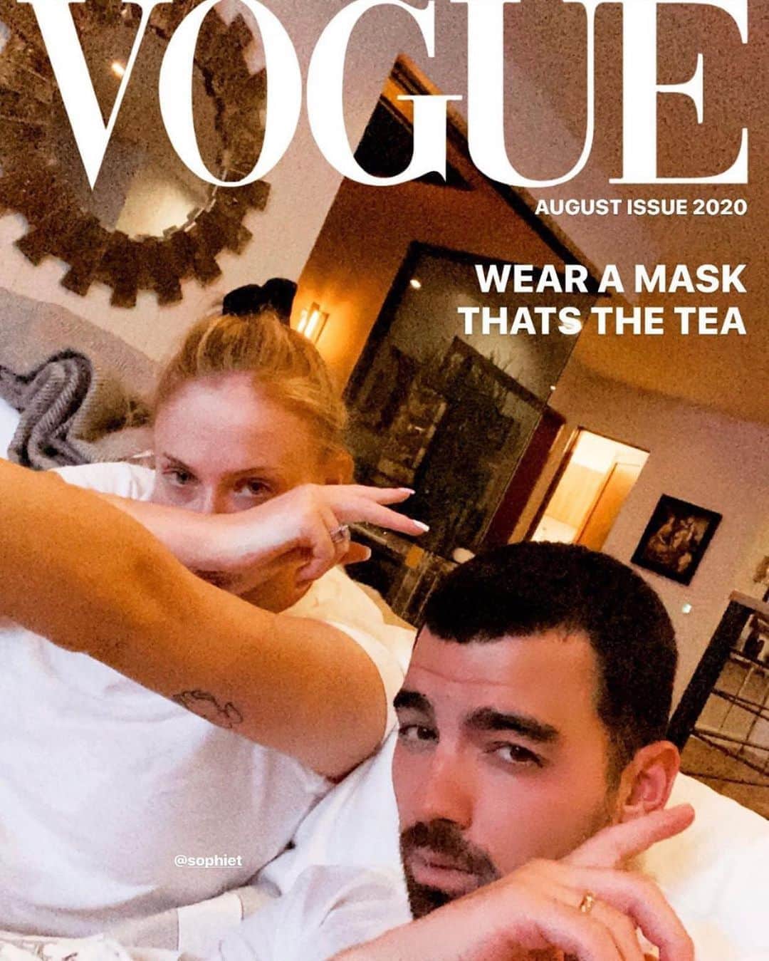 E! Onlineさんのインスタグラム写真 - (E! OnlineInstagram)「Sophie Turner and Joe Jonas aren't regular parents, they’re cool parents...and that’s the tea. (📷: Instagram)」8月12日 8時45分 - enews