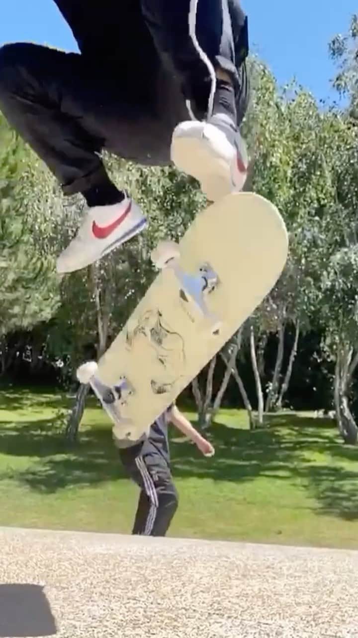 のインスタグラム：「@neenwilliams 🥋🥋🥋」